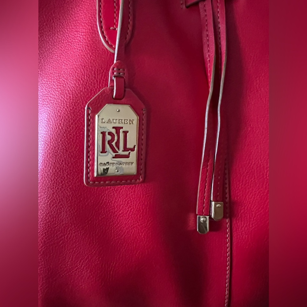 Classic Lauren Ralph Lauren Red/Beige Leather Tote Bag. - Picture 3 of 16